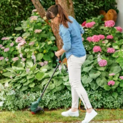 Bosch EasyGrassCut 26 280W Corded Grass Trimmer 8 Bosch EasyGrassCut 26 280W Corded Grass Trimmer -Garden & Outdoors bosch easygrasscut 26 280w corded grass trimmer4059952611488 02i bq