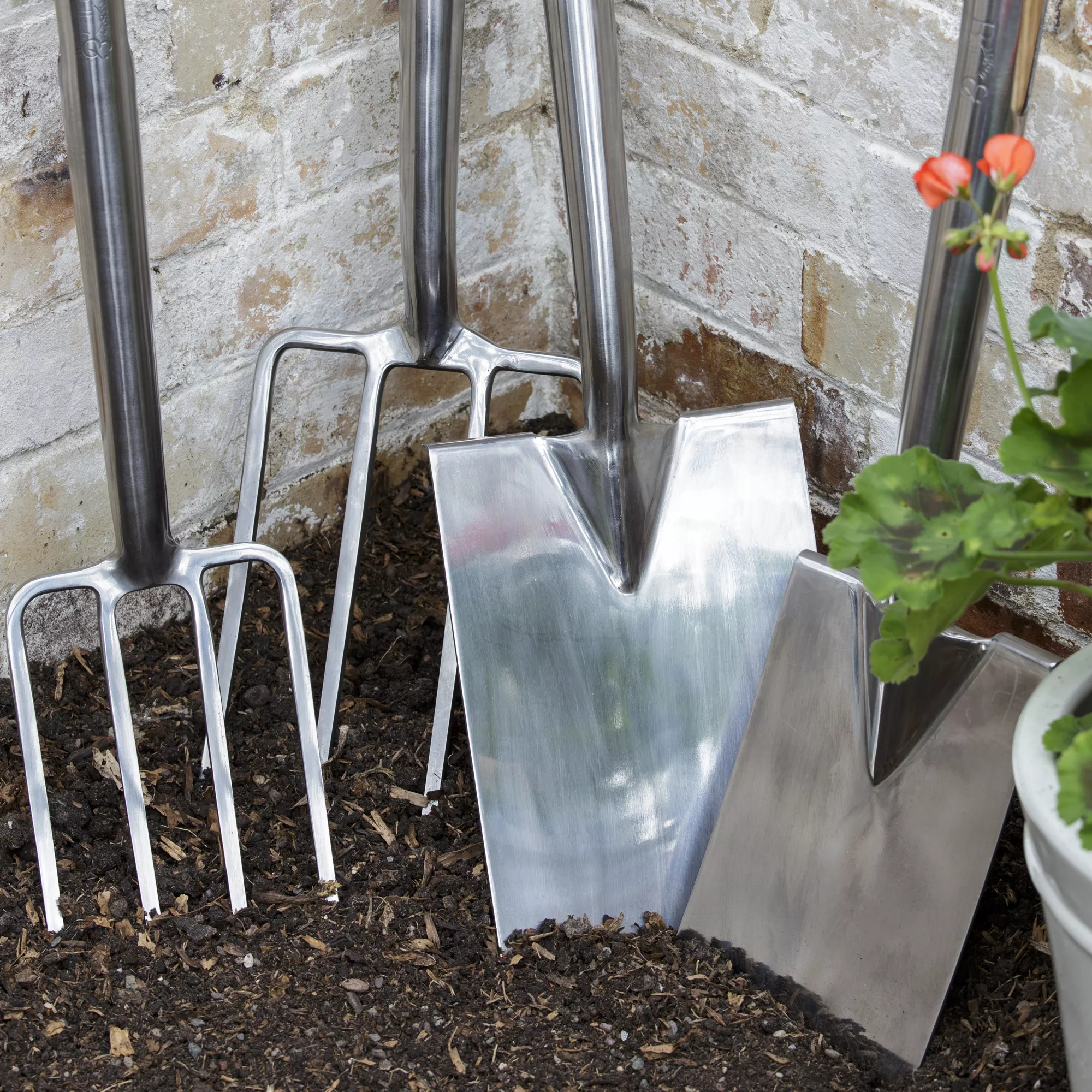 Burgon & Ball Standard Digging Fork (W)140mm 2 Burgon & Ball Standard Digging Fork (W)140mm - Image 2