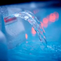 Canadian Spa Company St. Lawrence Swim Spa, 3 Seats -Garden & Outdoors canadian spa company st lawrence swim spa 3 seats0700697211030 01i bq