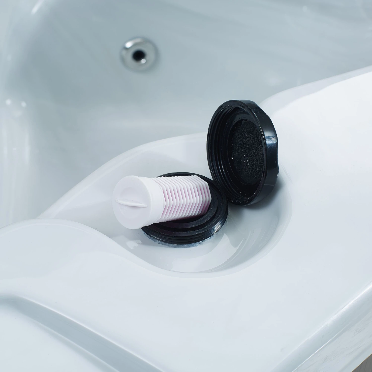 Canadian Spa Company St. Lawrence Swim Spa, 7 Seats 3 Canadian Spa Company St. Lawrence Swim Spa, 7 Seats - Image 3