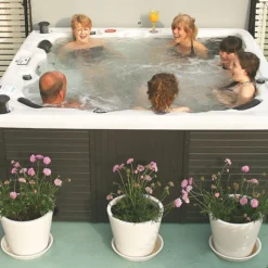 Canadian Spa Toronto Special Edition 6 Person Hot Tub -Garden & Outdoors canadian spa toronto special edition 6 person hot tub0708296543088 01i bq