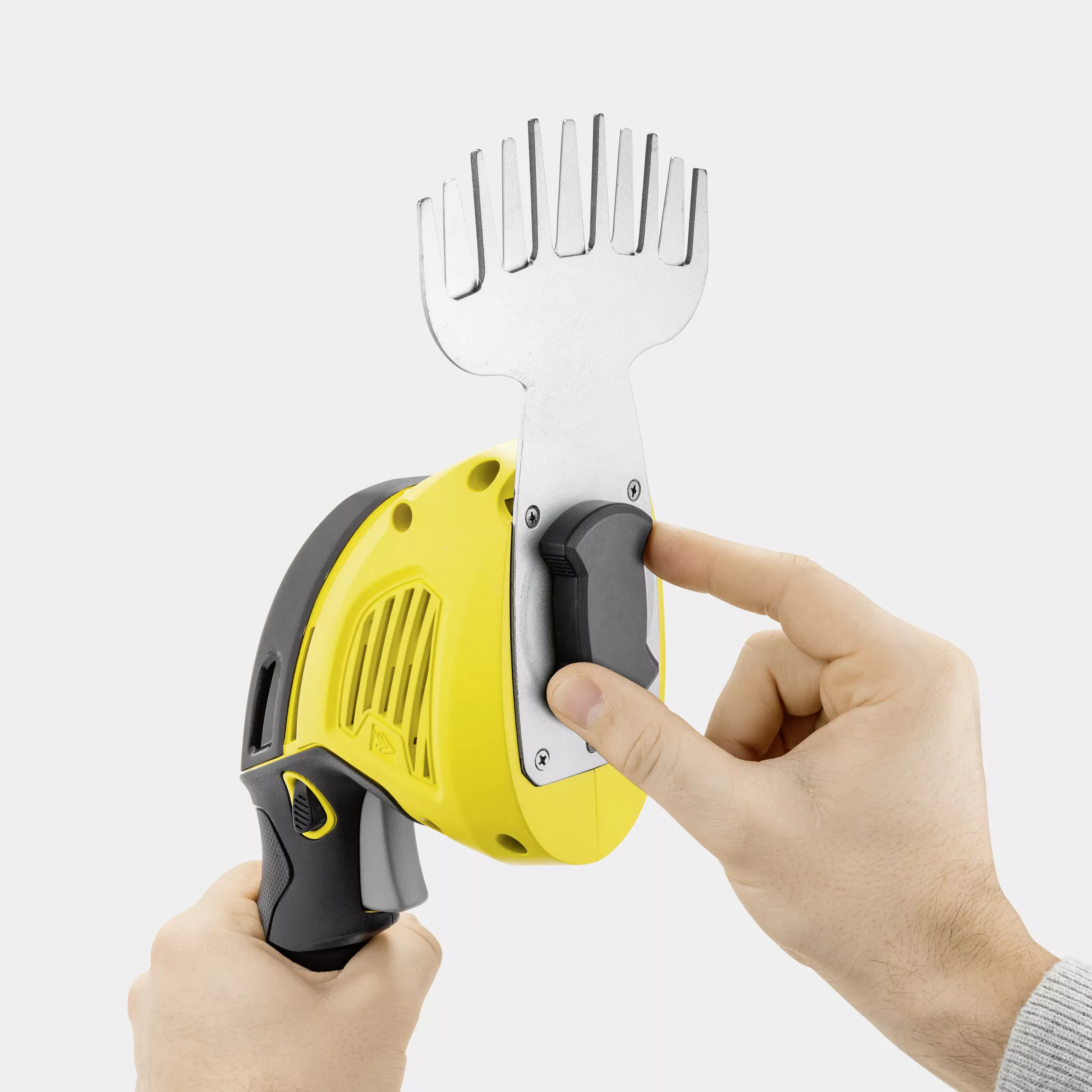 Karcher GSH 18-20 18V 200mm Cordless Hedge Trimmer - BARE 17 Karcher GSH 18-20 18V 200mm Cordless Hedge Trimmer - BARE - Image 17