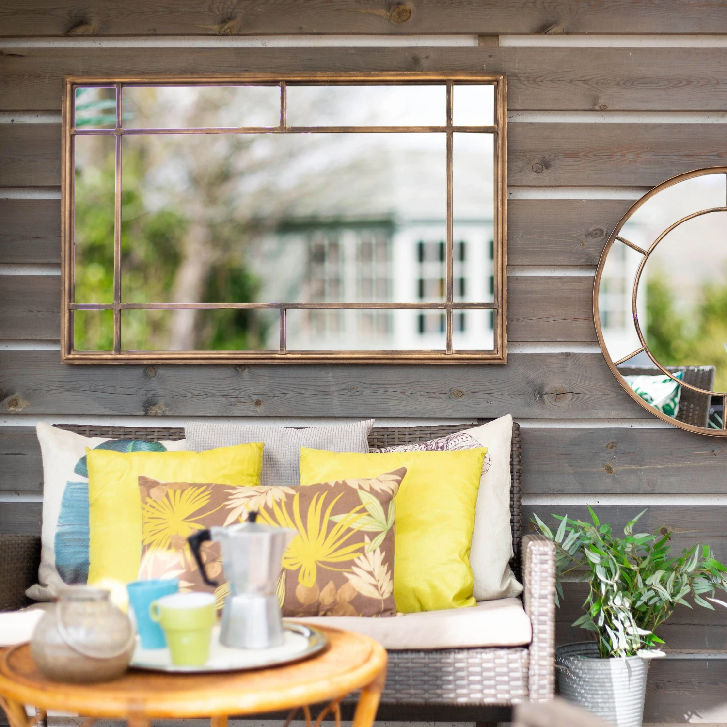 La Hacienda Aston & Wold Valencia Gold Effect Curved Framed Garden Mirror 600mm X 600mm 6 La Hacienda Aston & Wold Valencia Gold Effect Curved Framed Garden Mirror 600mm X 600mm - Image 6