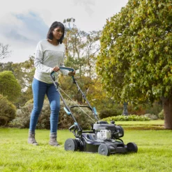 Mac Allister MLMP300H40 125cc Petrol Rotary Lawnmower -Garden & Outdoors mac allister mlmp300h40 125cc petrol rotary lawnmower5059340124537 02i