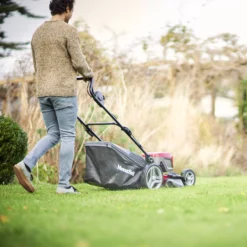 Mountfield Freedom500 Empress 46 Li Kit Cordless 48V Rotary Lawnmower -Garden & Outdoors mountfield freedom500 empress 46 li kit cordless 48v rotary lawnmower8008984854352 02i bq