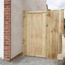 Pine Traditional Gate, (H)1.8m (W)0.92m 6 Pine Traditional Gate, (H)1.8m (W)0.92m -Garden & Outdoors pine traditional gate h 1 8m w 0 92m5013053157473 01i bq
