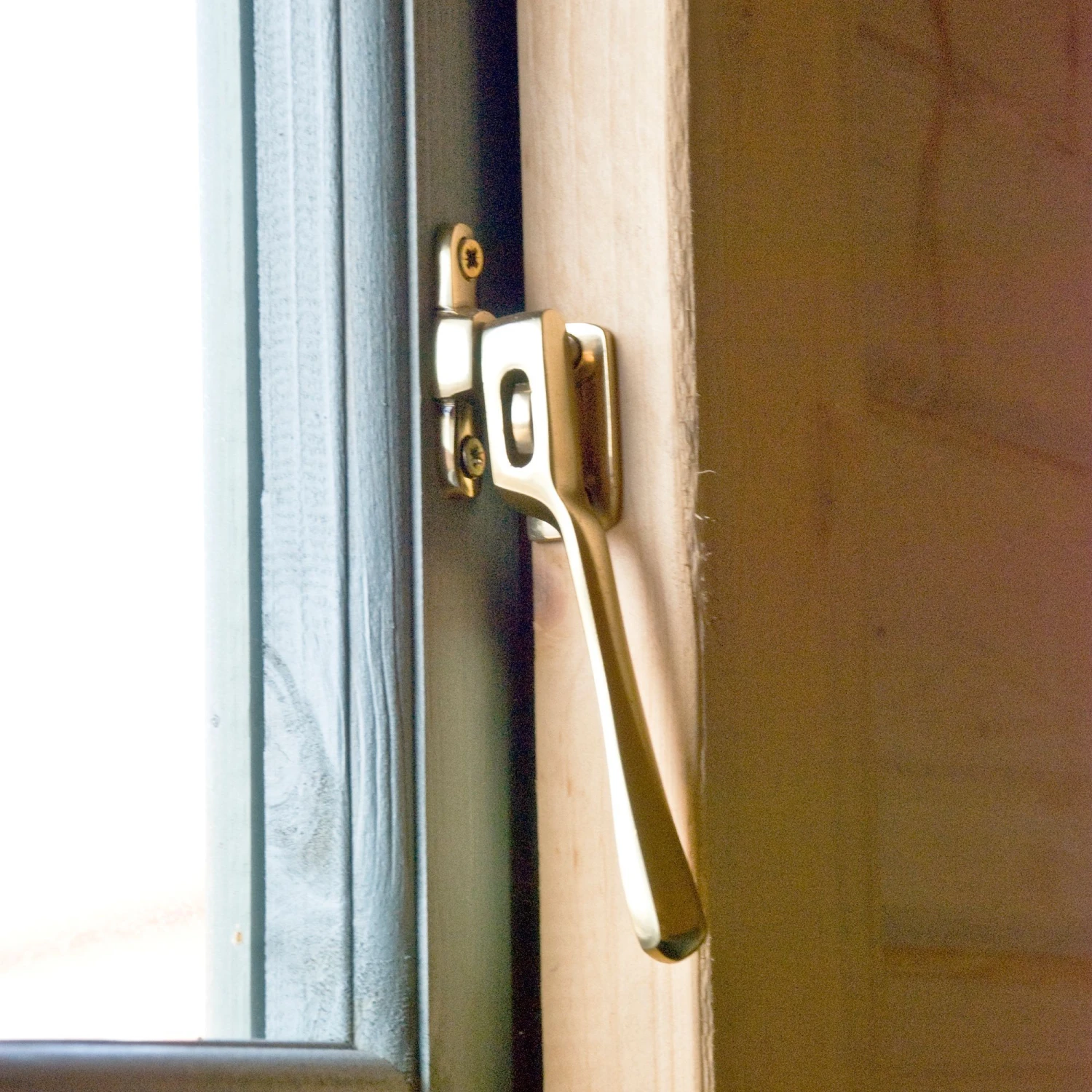 Shire 17x14 Bradenham Wooden Garage 4 Shire 17x14 Bradenham Wooden Garage - Image 4