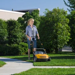 Stiga SV 213 E / 290002132/14 1300W 320mm Corded Scarifier -Garden & Outdoors stiga sv 213 e 290002132 14 1300w 320mm corded scarifier8008984622401 01i